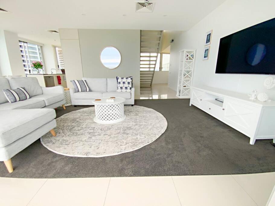 Air On Broadbeach Beachfront 2Level Stunning Apartment With 180 Degree Views Gold Coast Luaran gambar